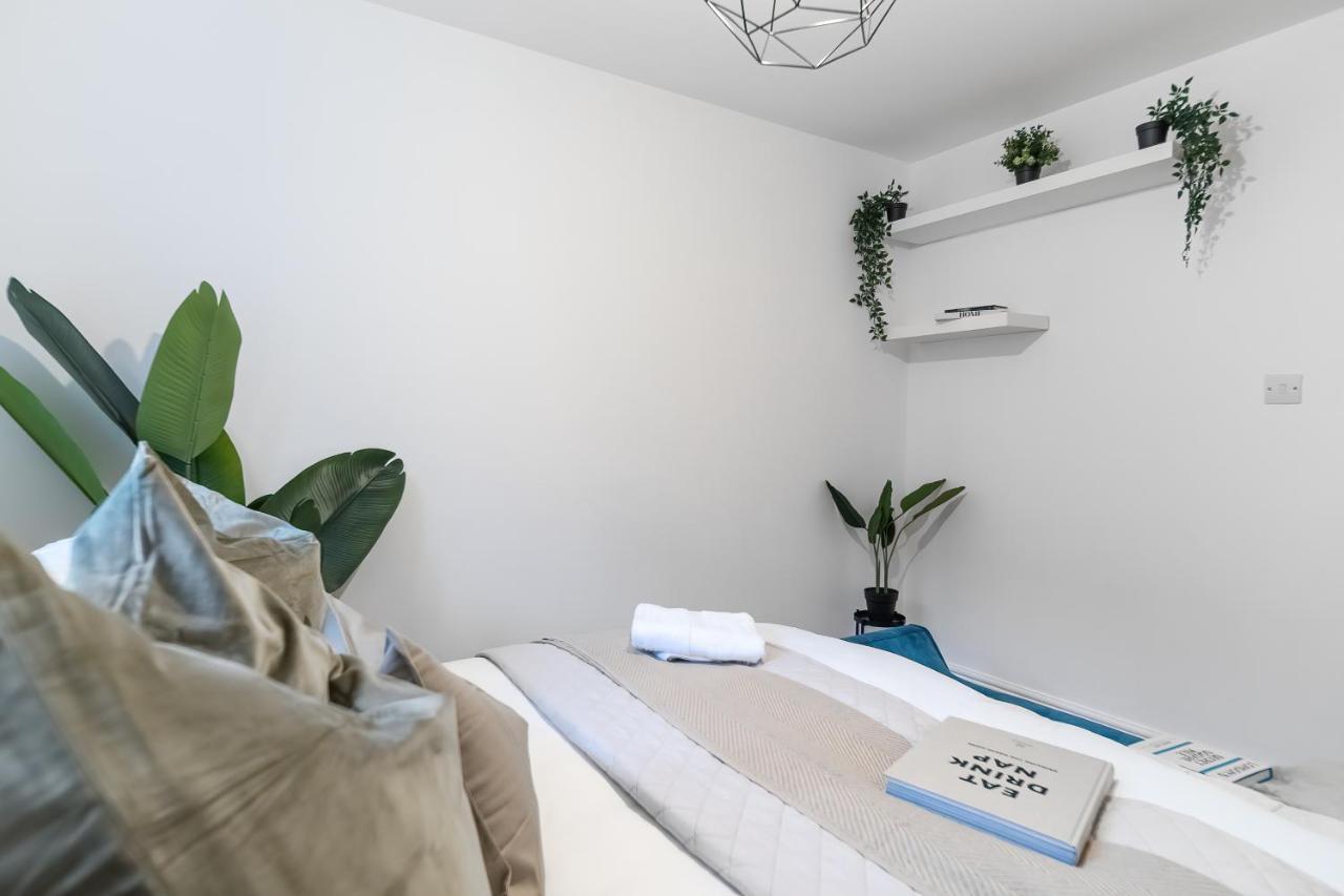 Chic 3 Bed Apartment Near London Bridge With Balcony 外观 照片