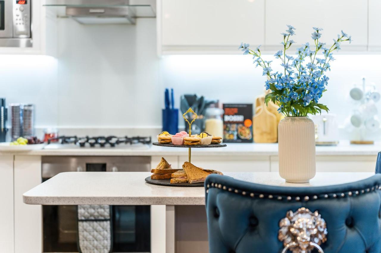 Chic 3 Bed Apartment Near London Bridge With Balcony 外观 照片