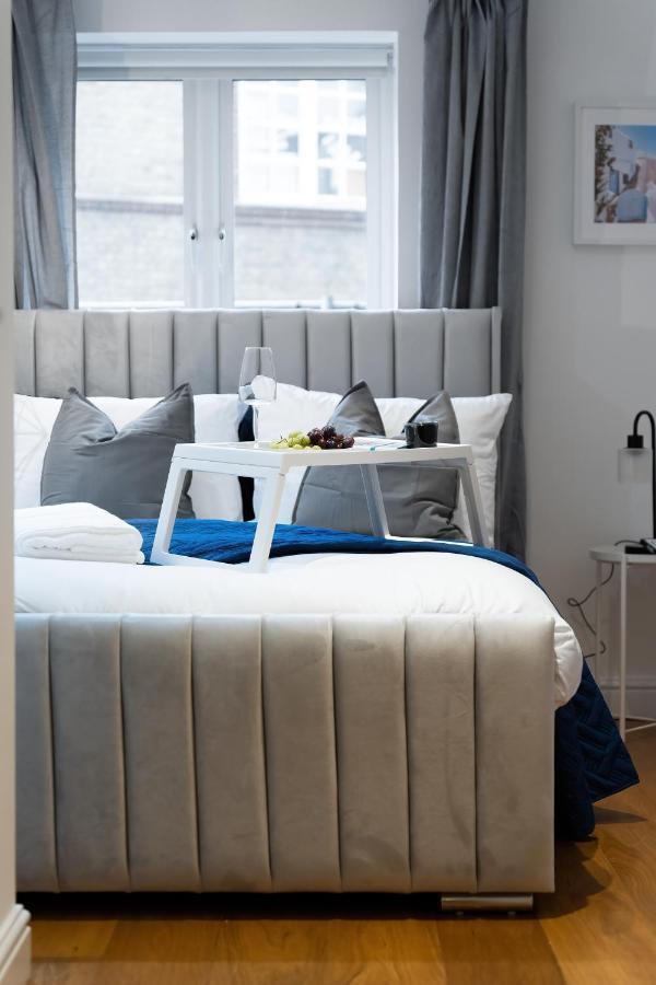 Chic 3 Bed Apartment Near London Bridge With Balcony 外观 照片