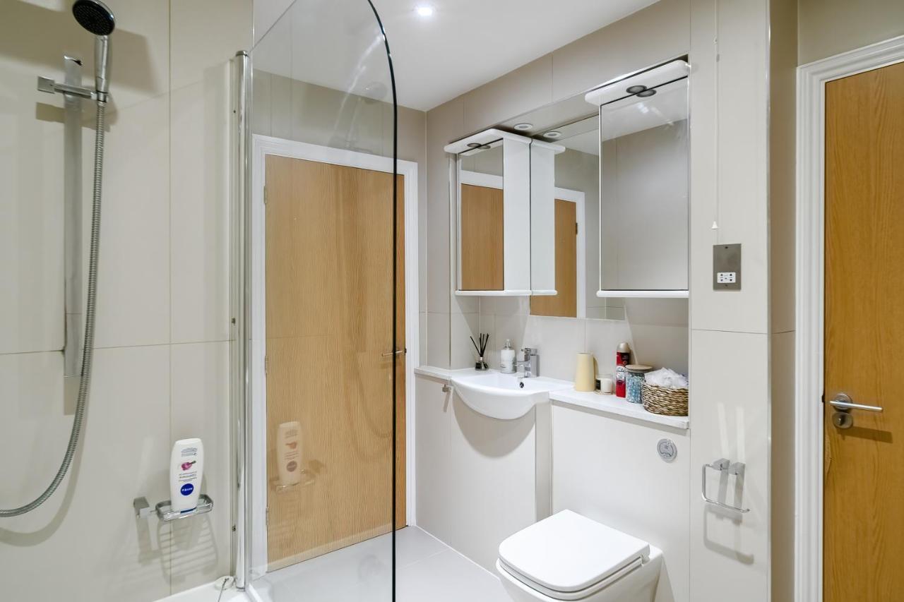 Chic 3 Bed Apartment Near London Bridge With Balcony 外观 照片