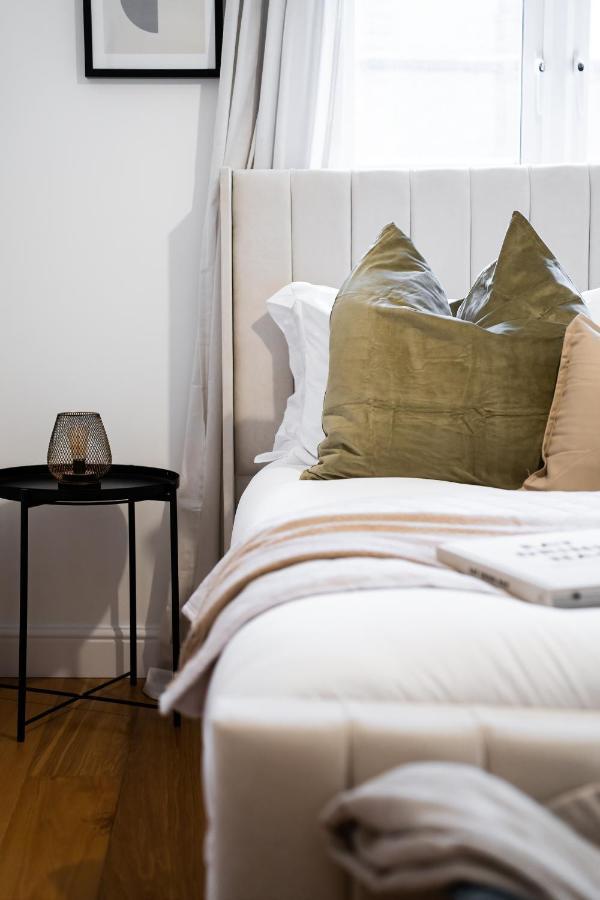 Chic 3 Bed Apartment Near London Bridge With Balcony 外观 照片