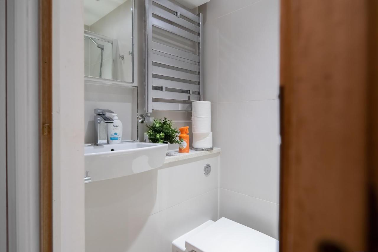 Chic 3 Bed Apartment Near London Bridge With Balcony 外观 照片