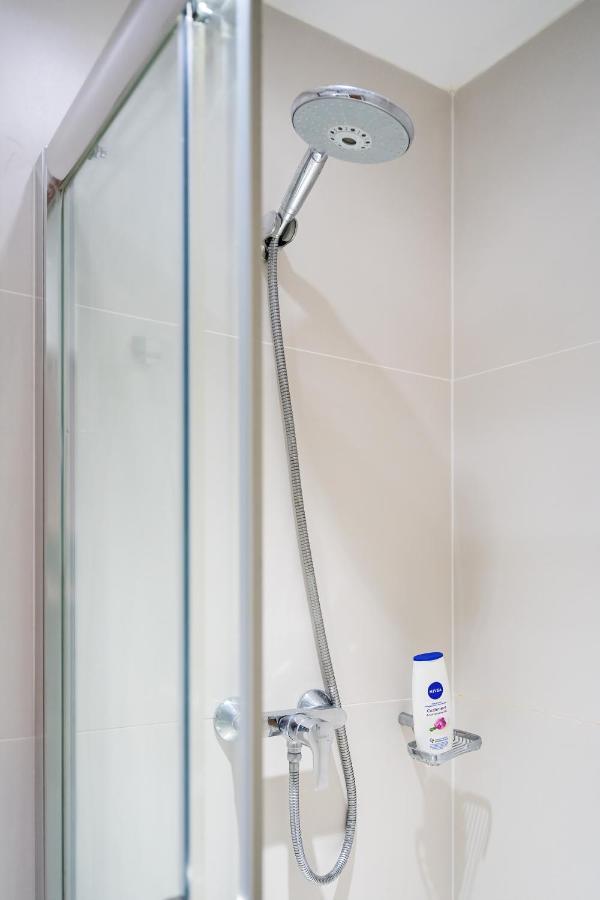 Chic 3 Bed Apartment Near London Bridge With Balcony 外观 照片
